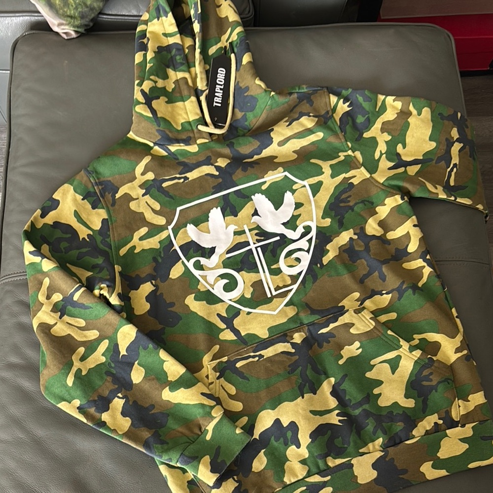 BNWT Traplord camo hoodie.